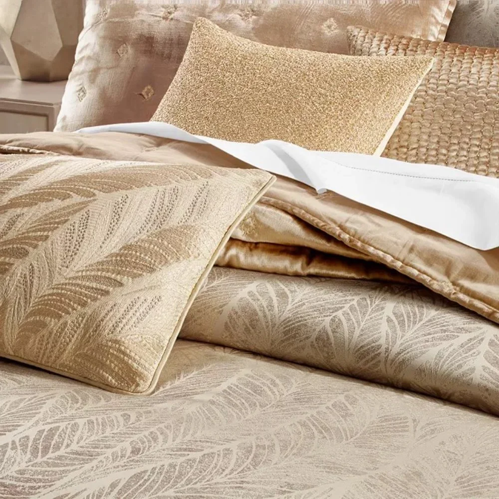Hudson Park Ethereal Complete Queen Bedding Set 7 items.
